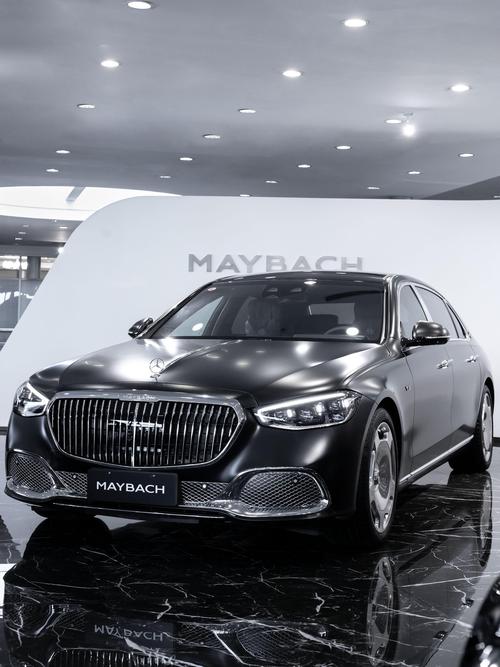 成都183岚图汽车的售后服务让用户无忧出行，迈巴赫未来的豪华车趋势